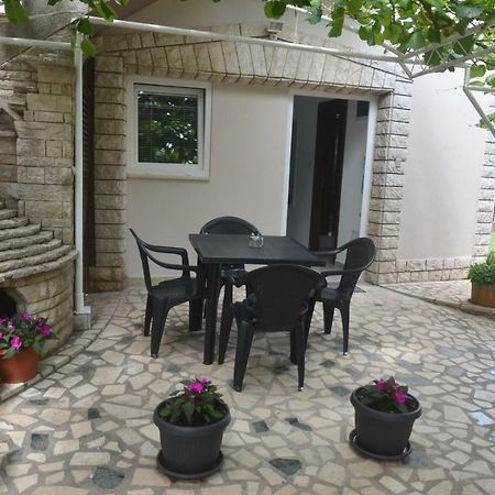 Apartman Mia Пула Екстериор снимка