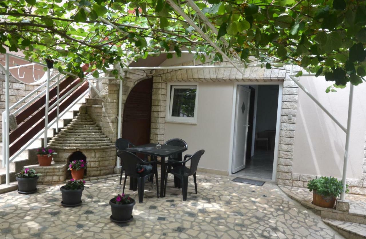 Apartman Mia Пула Екстериор снимка